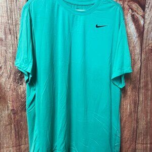 Mens Nike Dri fit  2xl (042)